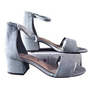 Sugar Noelle Faux Suede Ankle Strap Baby Blue Block Heel Sandals 7